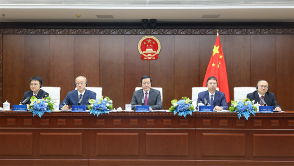 应勇视频出席第七次金砖国家总检察长会议并作主旨发言1 应勇视频出席第七次金砖国家总检察长会议并作主旨发言1