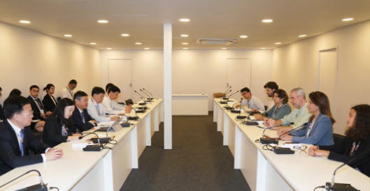 生态环境部部长黄润秋出席COP30“中国角”系列边会活动并会见外方高级代表2 生态环境部部长黄润秋出席COP30“中国角”系列边会活动并会见外方高级代表2